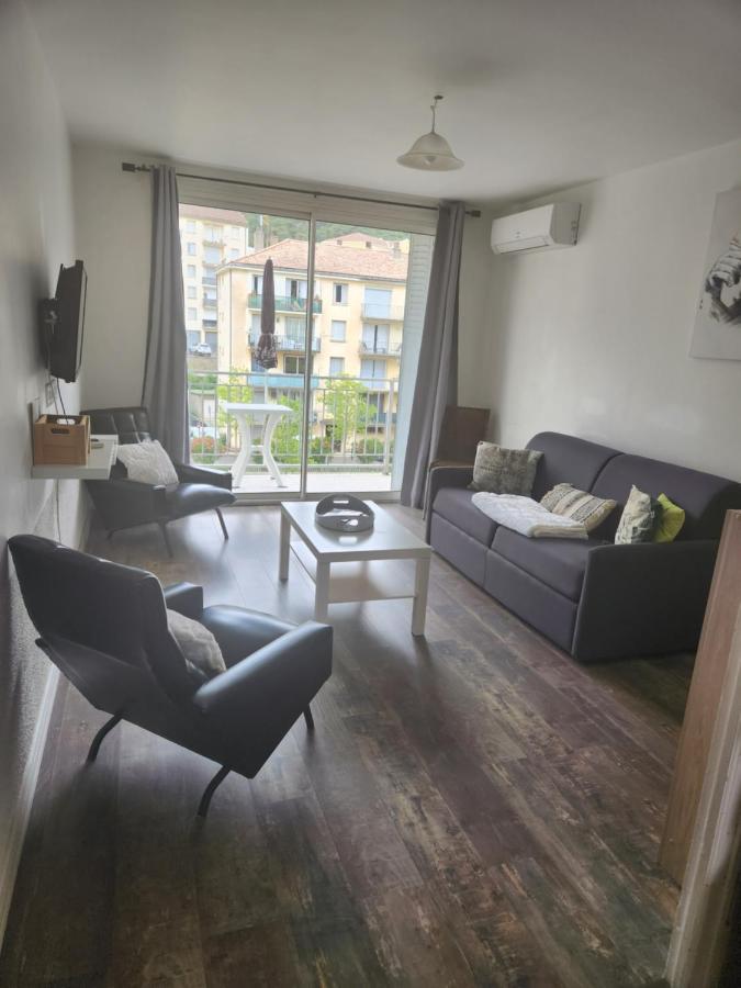 Agreable Appartement F3 Climatise Корт Экстерьер фото